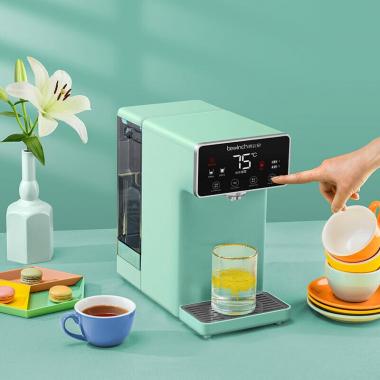 碧云泉免安裝小型過濾直飲除菌智能凈水機(jī)
